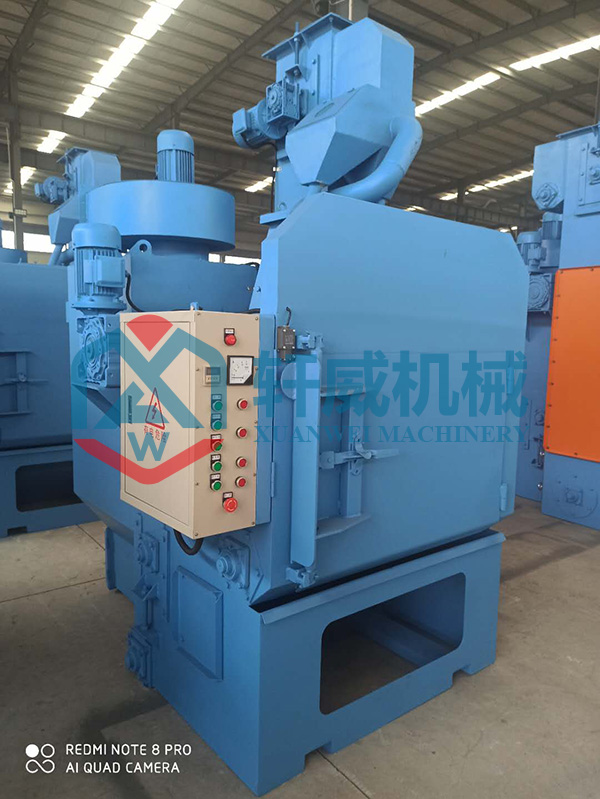 Crawler type shot blasting machine